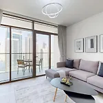 Palace Residences - Light One Bedroom
