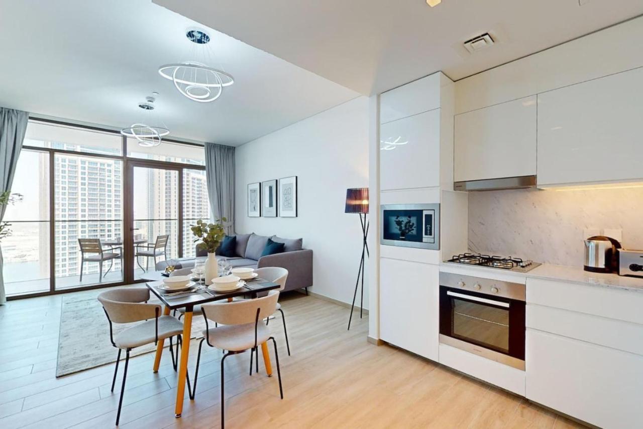 Palace Residences - Light One Bedroom * Dubai