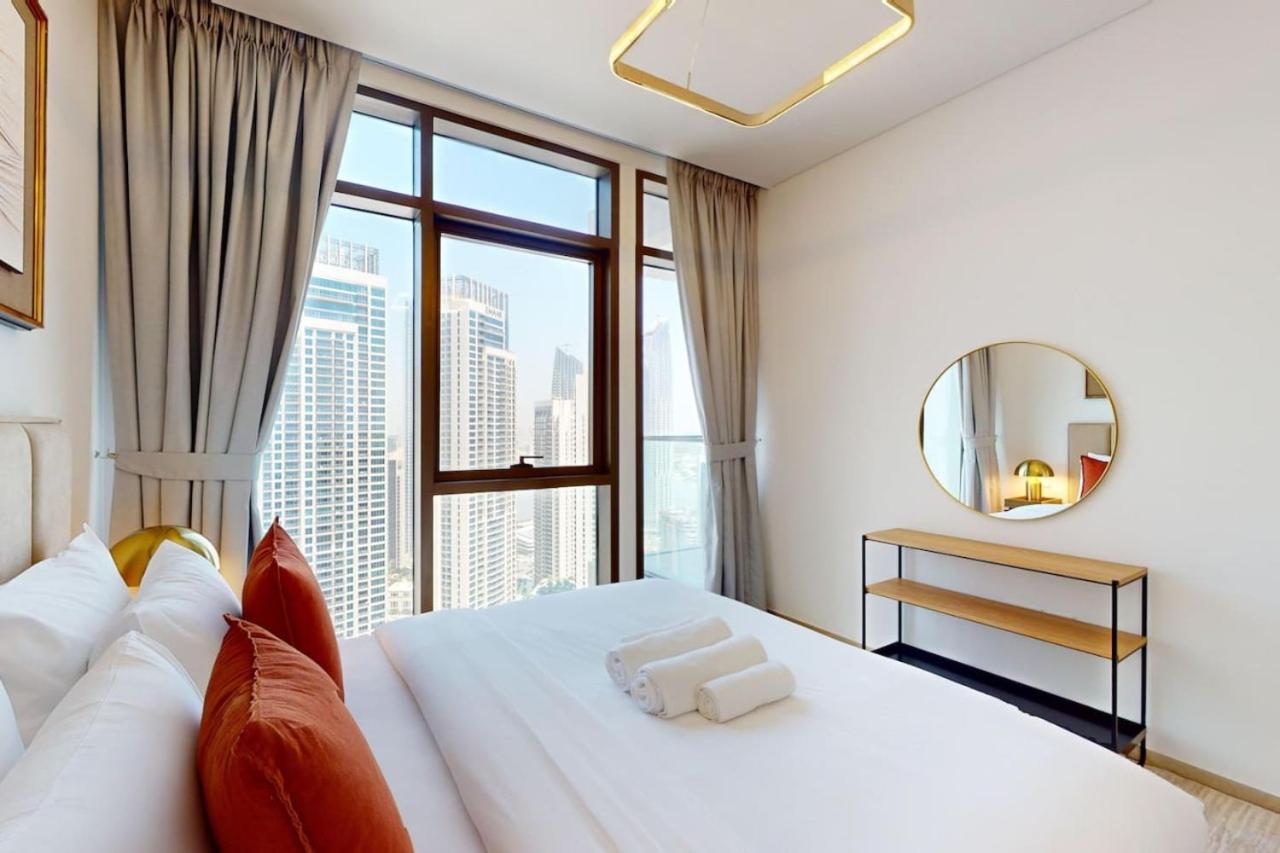 Palace Residences - Light One Bedroom Dubai