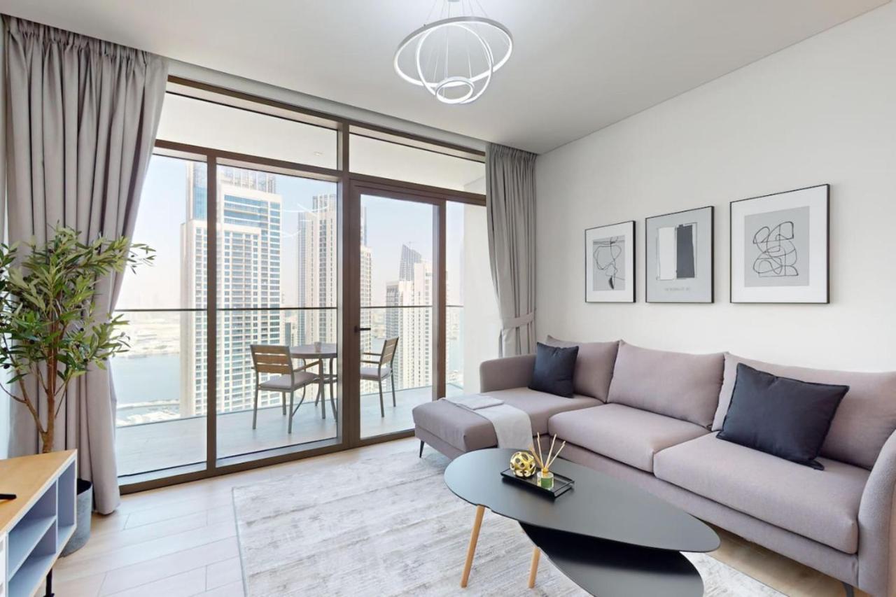 Palace Residences - Light One Bedroom Apartment *